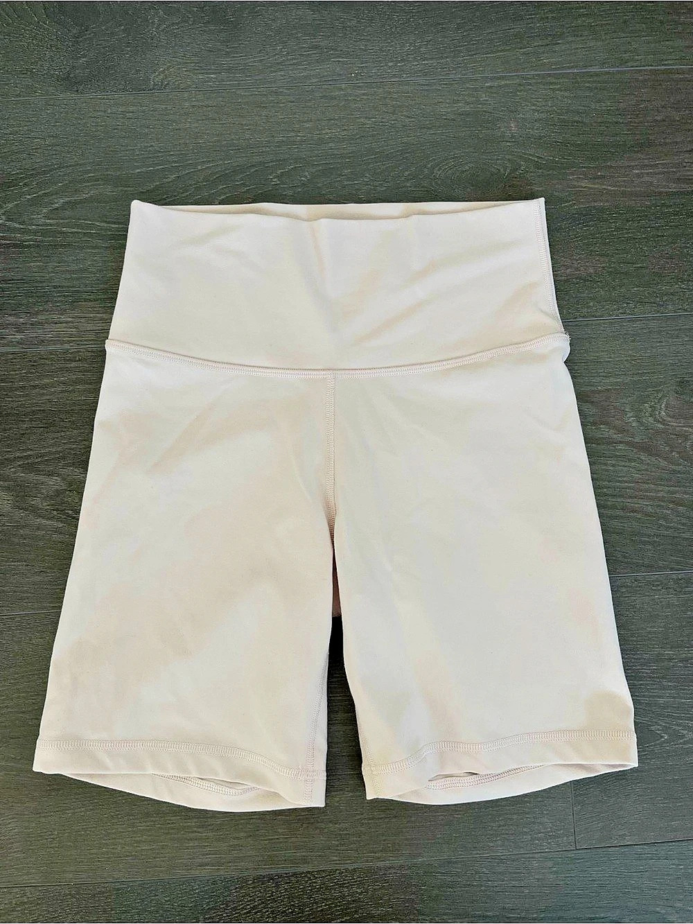 aritzia tna bike shorts